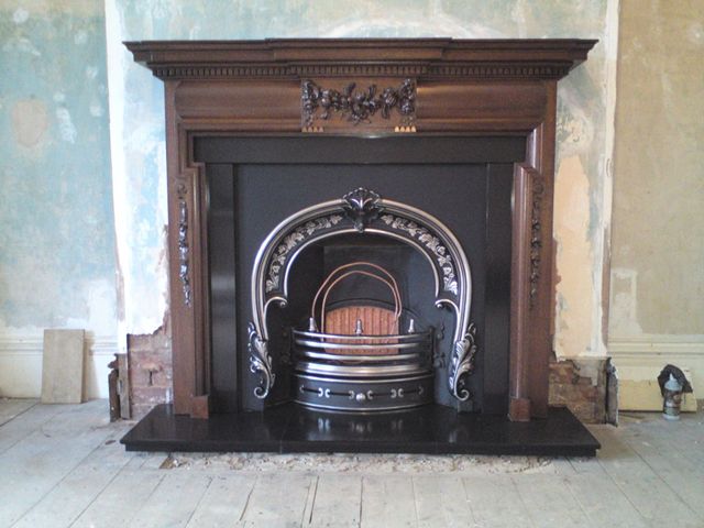 Fireplace installations - Click to enlarge the image set